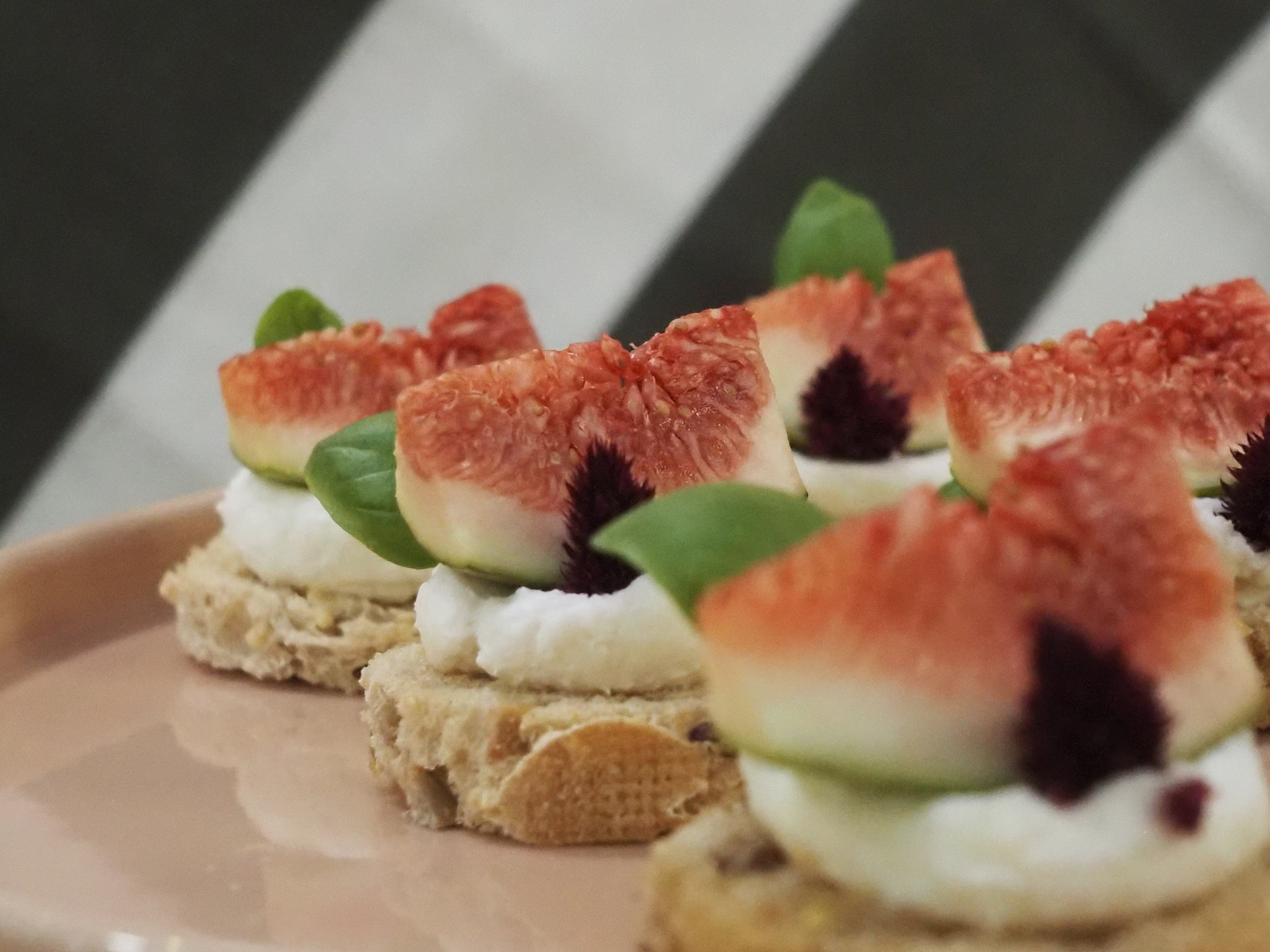 Goat Cheese and Fresh Fig Crispy Crostini