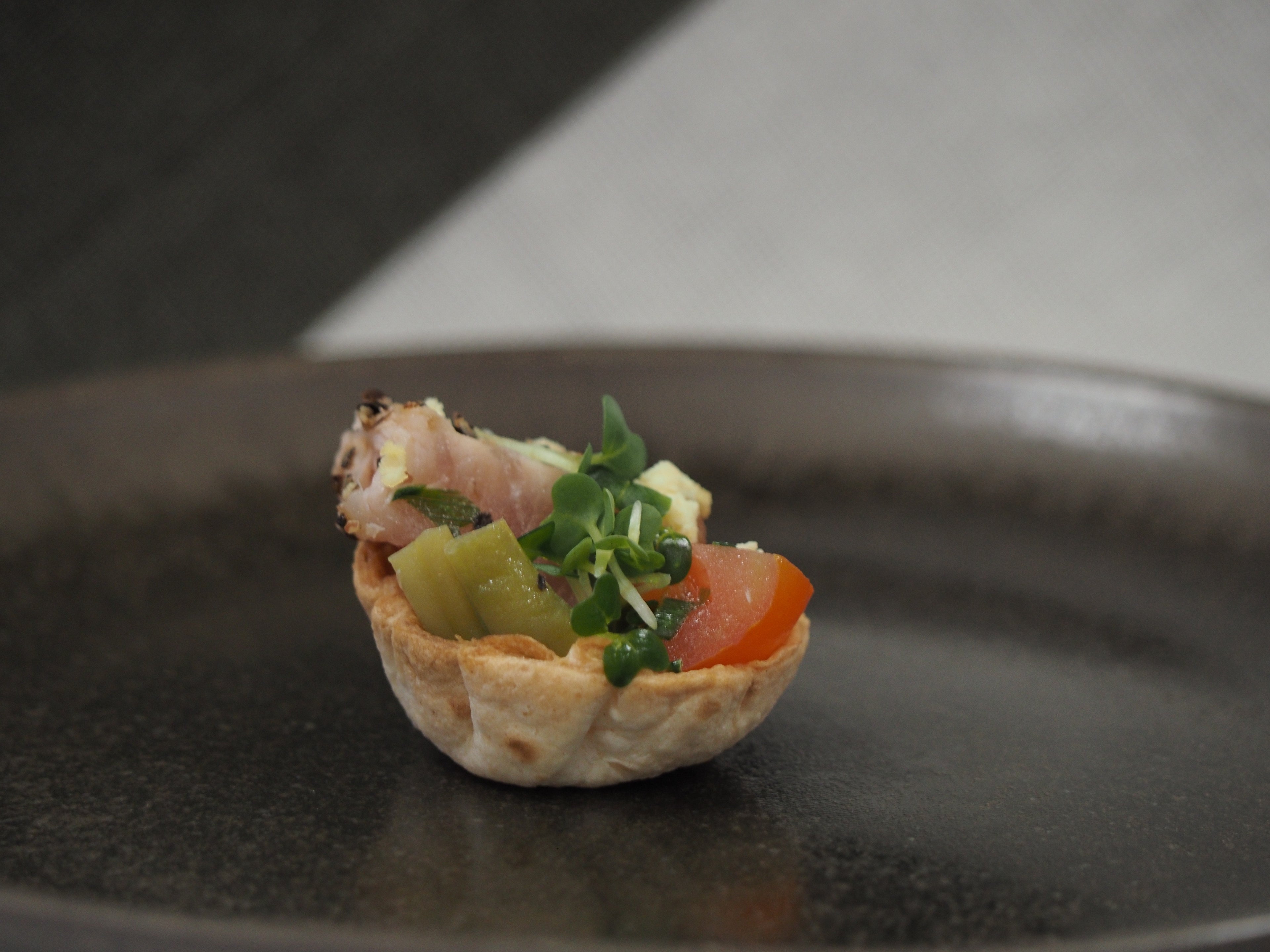 Tuna Niçoise in a Tortilla Nest